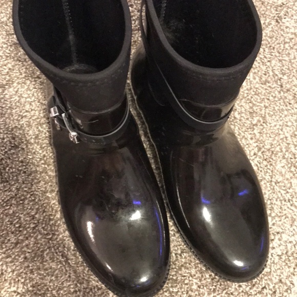 black michael kors rain boots - Picture 3 of 6